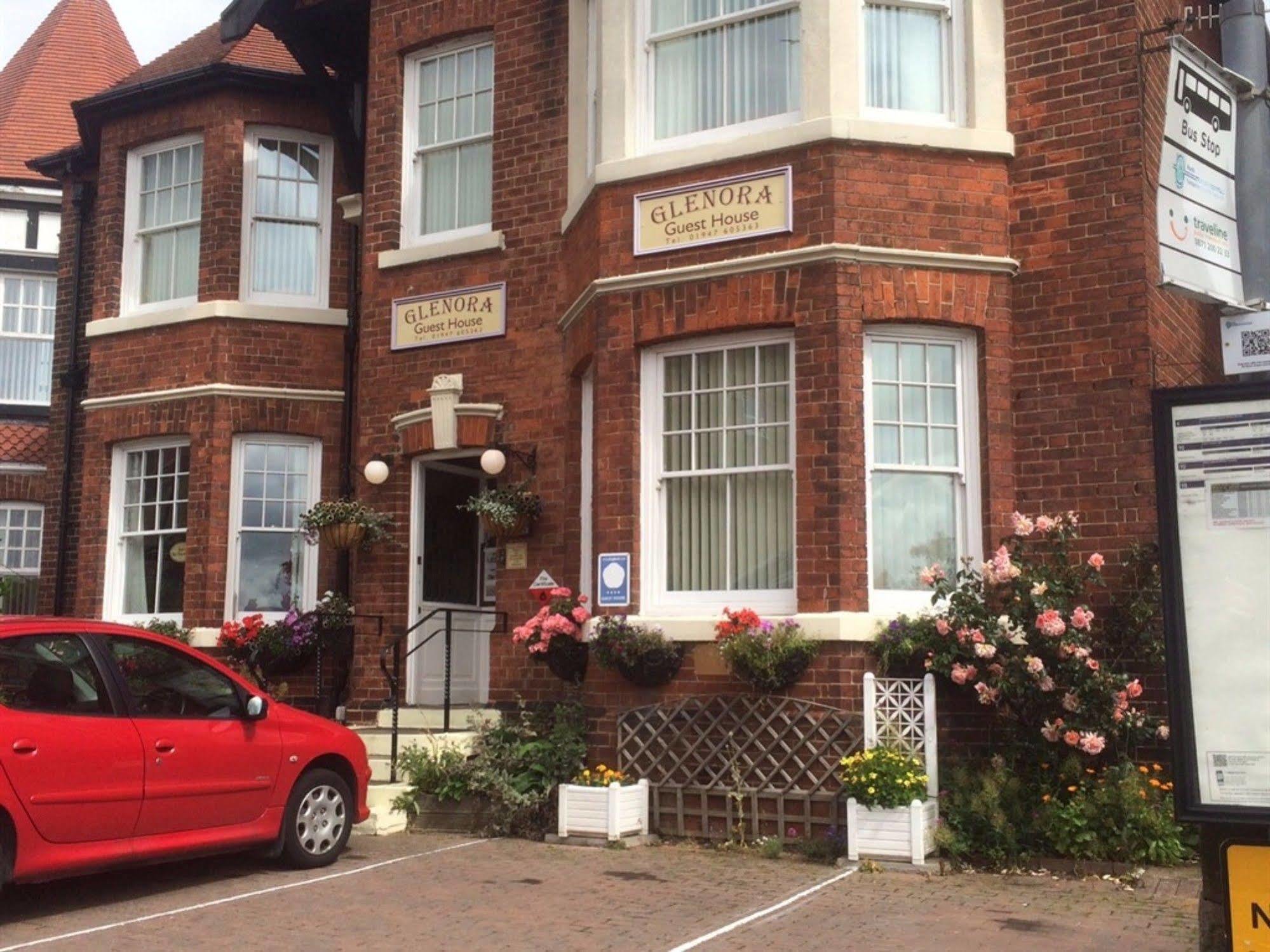 Glenora Guest House Whitby Exterior photo